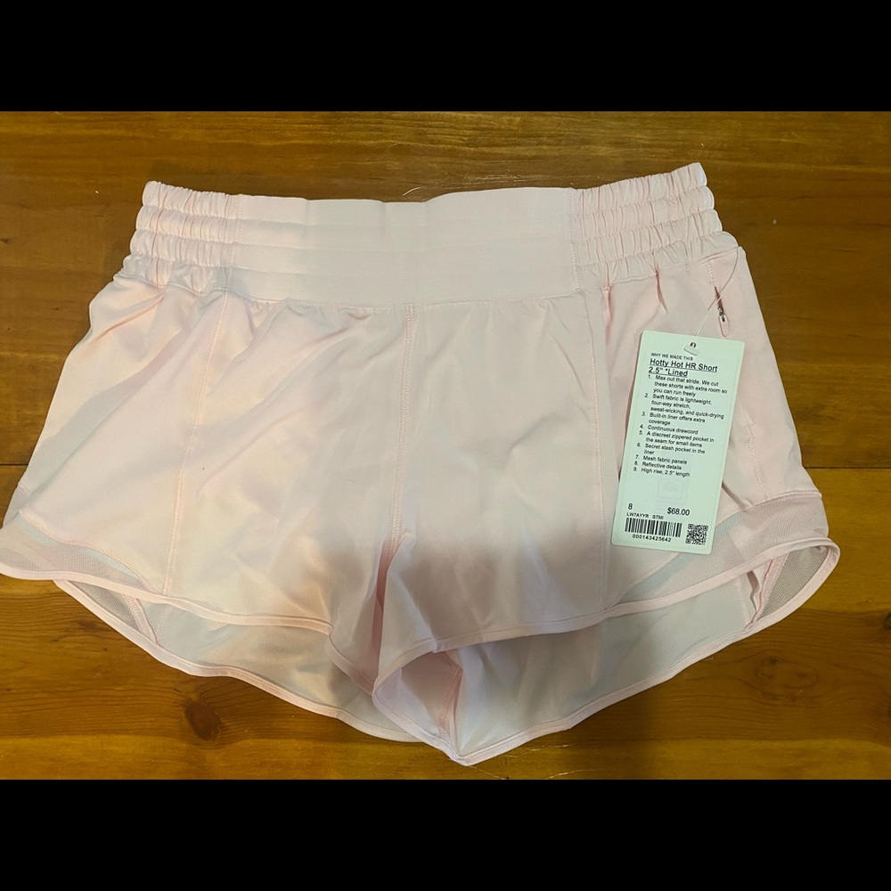 Lululemon Strawberry milkshake HR hotty hots